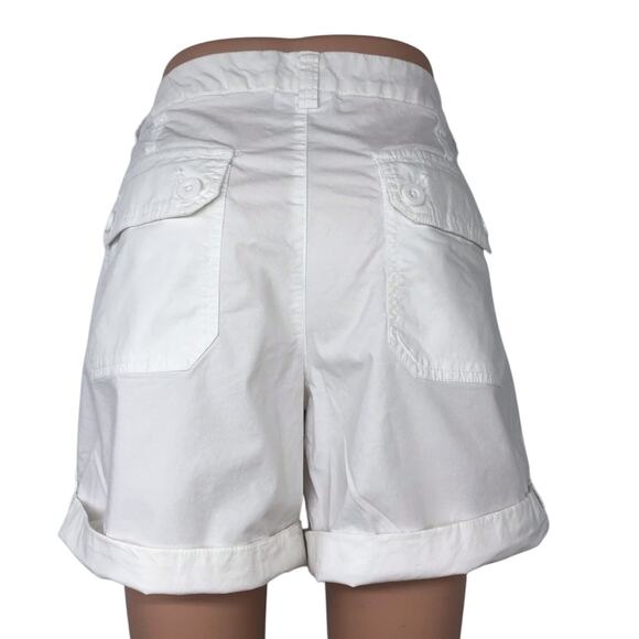Liz Claiborne Summer White Cuffed Hem Shorts Side and Back Pockets Mid Rise - Picture 2 of 16